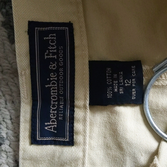 Abercrombie & Fitch Khaki Chino Shorts w/ Side Zipper - 12 - Picture 4 of 4